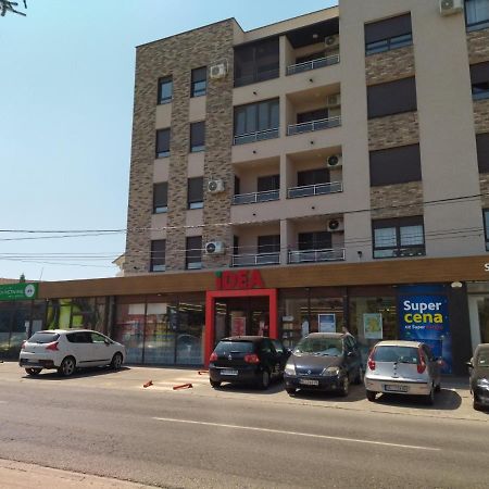 Apartman Gana Altina Lux Белград Екстериор снимка